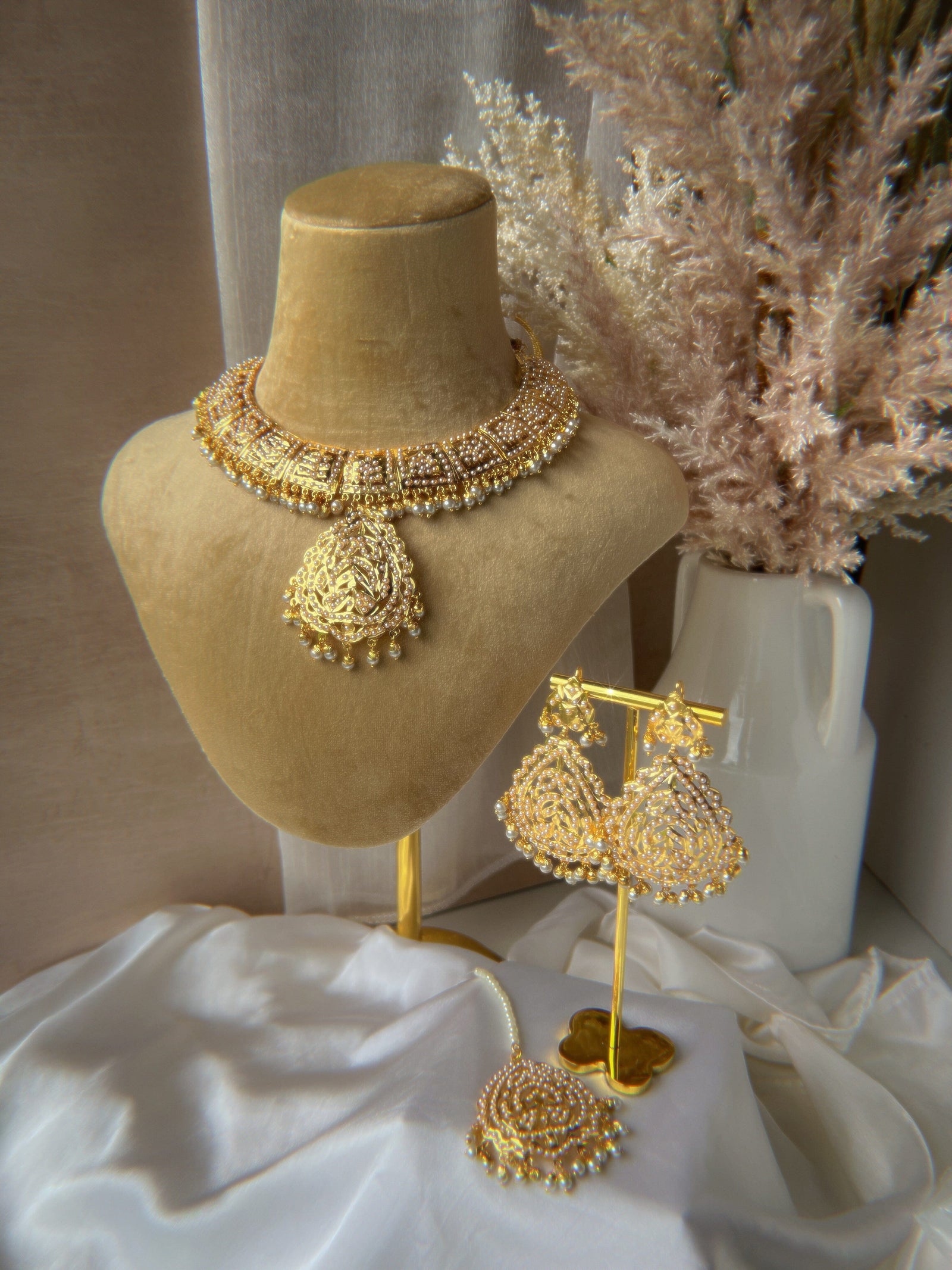 The Perfect Pearl Pendant 2.0 Necklace Sets THE KUNDAN SHOP 