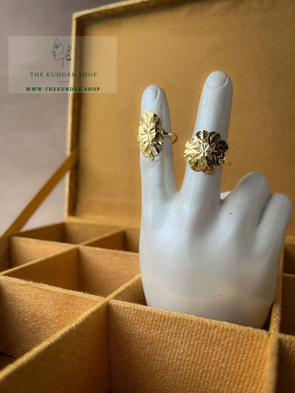 A Heritage Ring Ring THE KUNDAN SHOP 