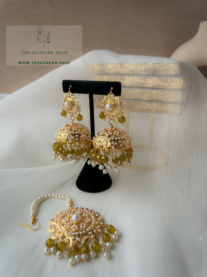 Pearl Instance in Jadau Earrings + Tikka THE KUNDAN SHOP Mehendi Green 