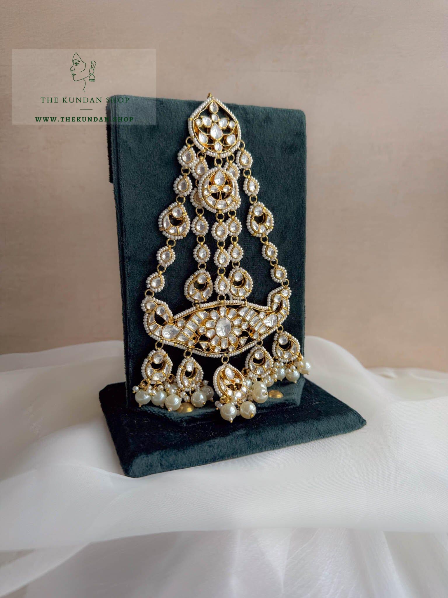 Seized in Kundan // Jhoomer Passa THE KUNDAN SHOP 