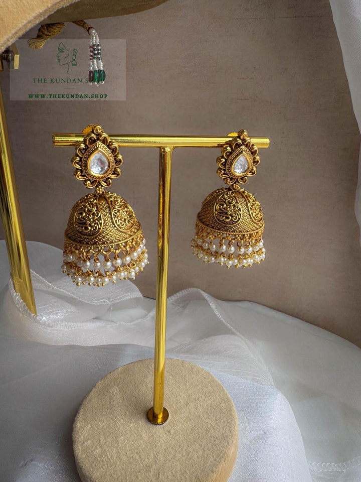 The Kundan Heart in Antique Necklace Sets THE KUNDAN SHOP 
