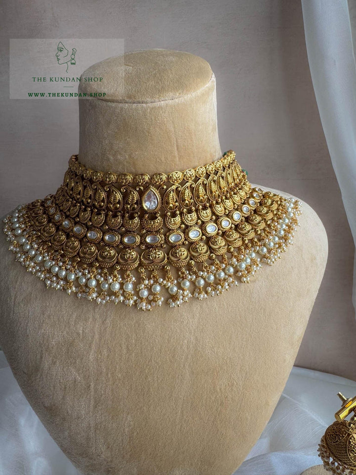 The Kundan Heart in Antique Necklace Sets THE KUNDAN SHOP 