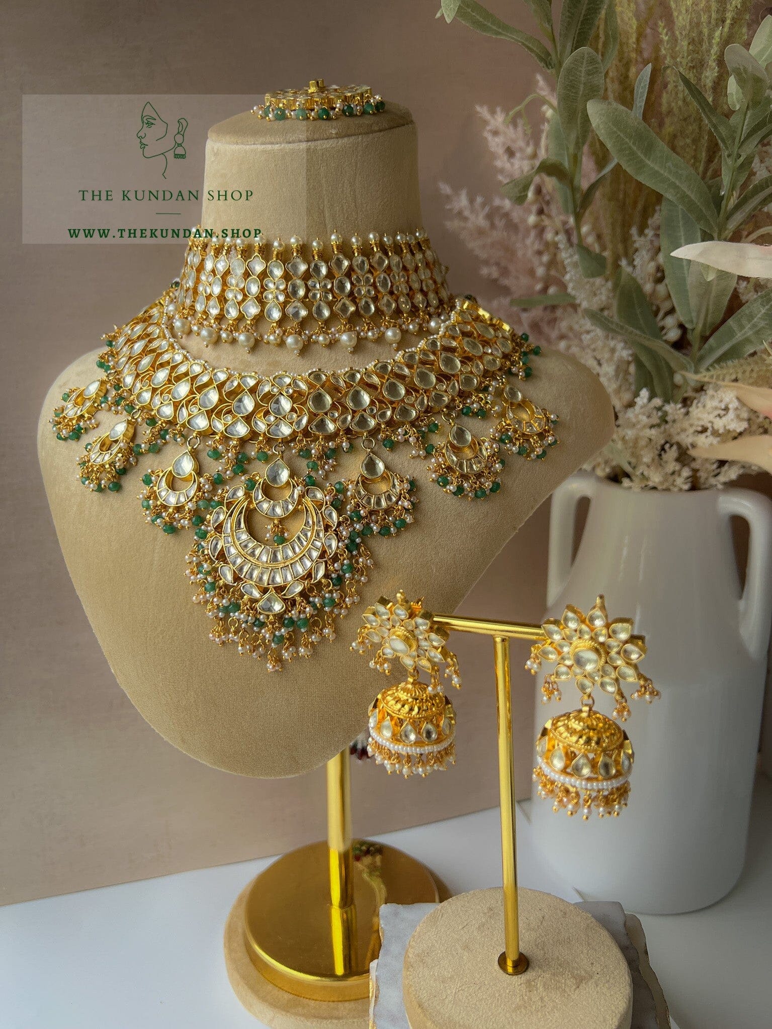 Handled in Kundan Necklace Sets THE KUNDAN SHOP 