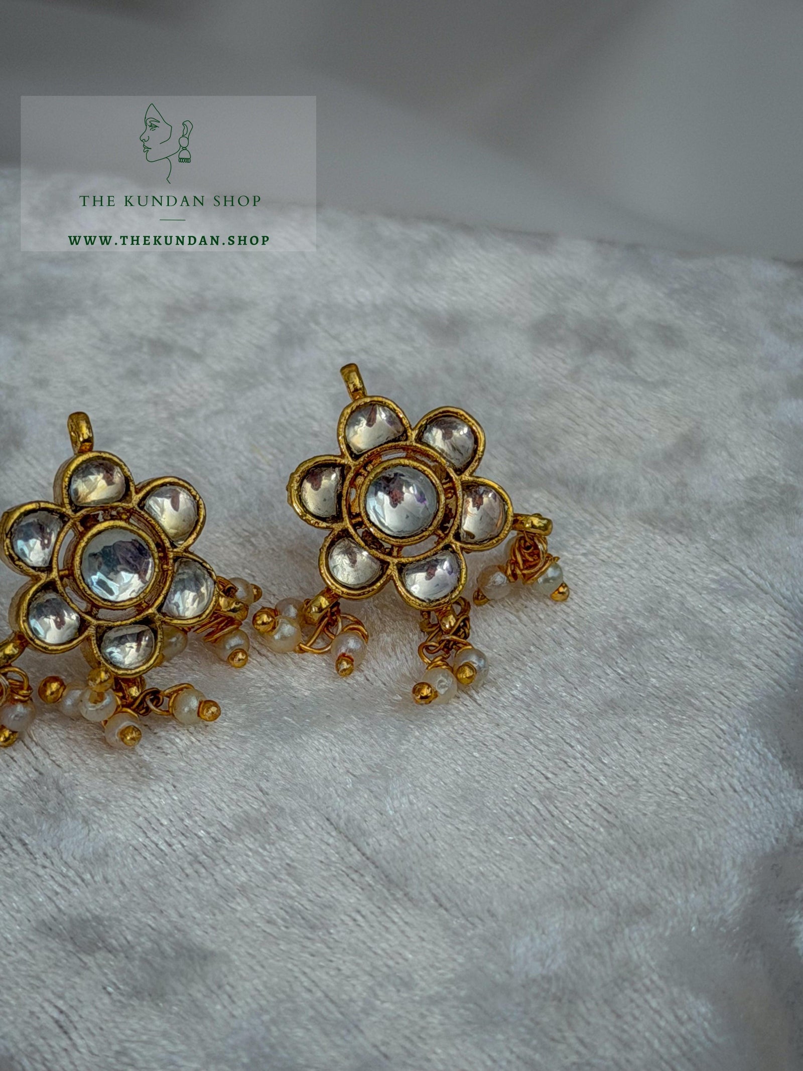 Mini Petal in Kundan Earrings THE KUNDAN SHOP 