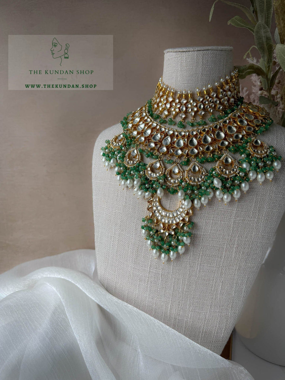 A Spoken Story in Pine Green Necklace Sets THE KUNDAN SHOP 