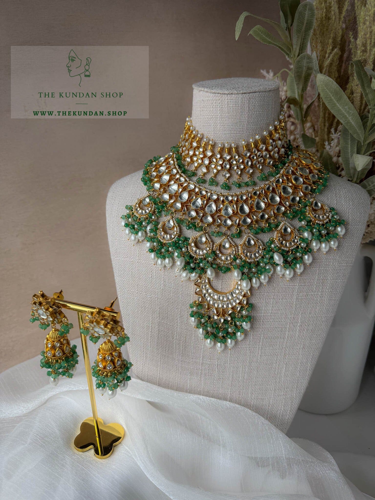 A Spoken Story in Pine Green Necklace Sets THE KUNDAN SHOP 