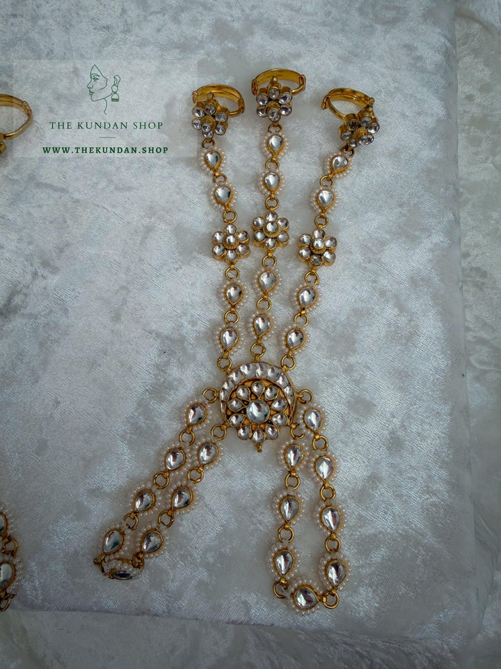 Make It Yours // Bridal Haathphool Ring THE KUNDAN SHOP 