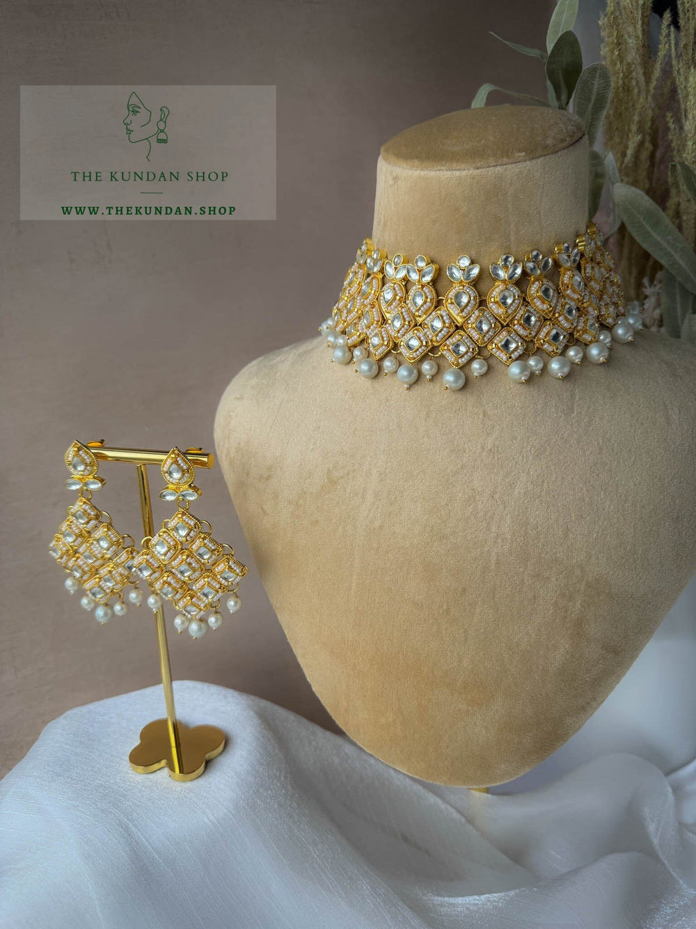 Concealed in Kundan Necklace Sets THE KUNDAN SHOP 