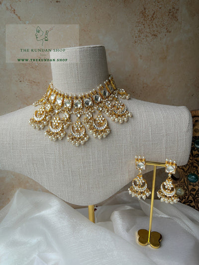 Sealed With A Kiss Necklace Sets THE KUNDAN SHOP 