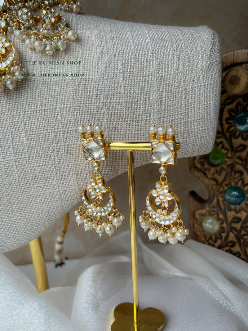Sealed With A Kiss Necklace Sets THE KUNDAN SHOP 
