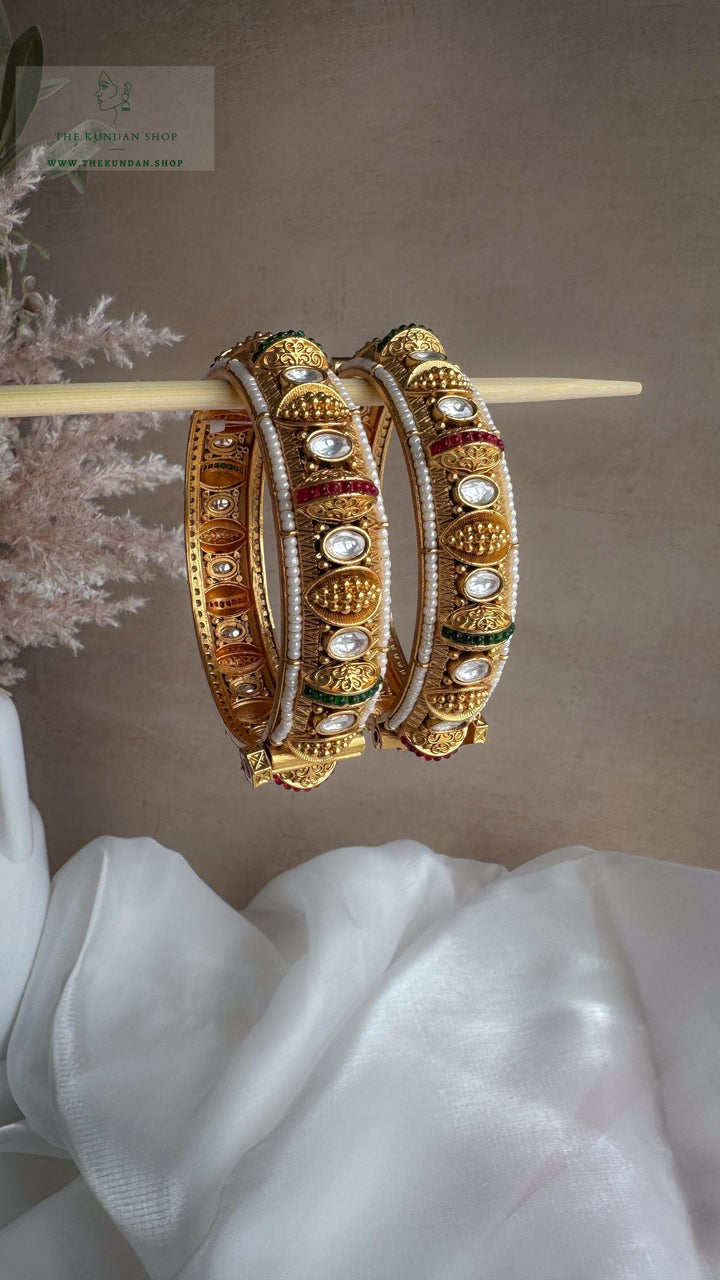 Ornate Stone // Kangan Bangles THE KUNDAN SHOP 
