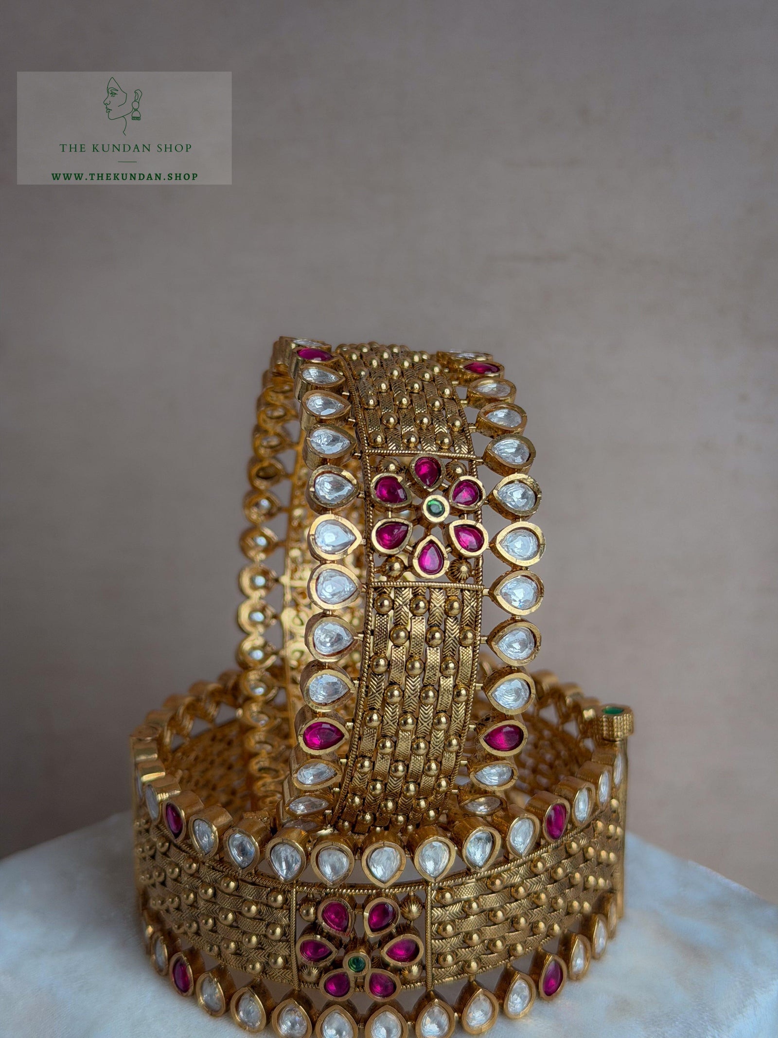 Teardrop Edge in Kundan Bangles THE KUNDAN SHOP 