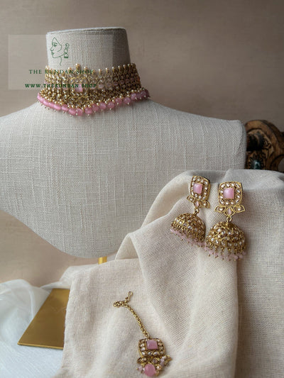 Vivid in Light Pink Necklace Sets THE KUNDAN SHOP 