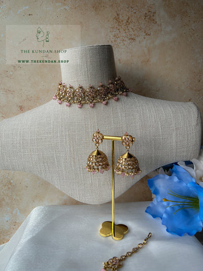 Rescued Floral in Light Pink Necklace Sets THE KUNDAN SHOP 
