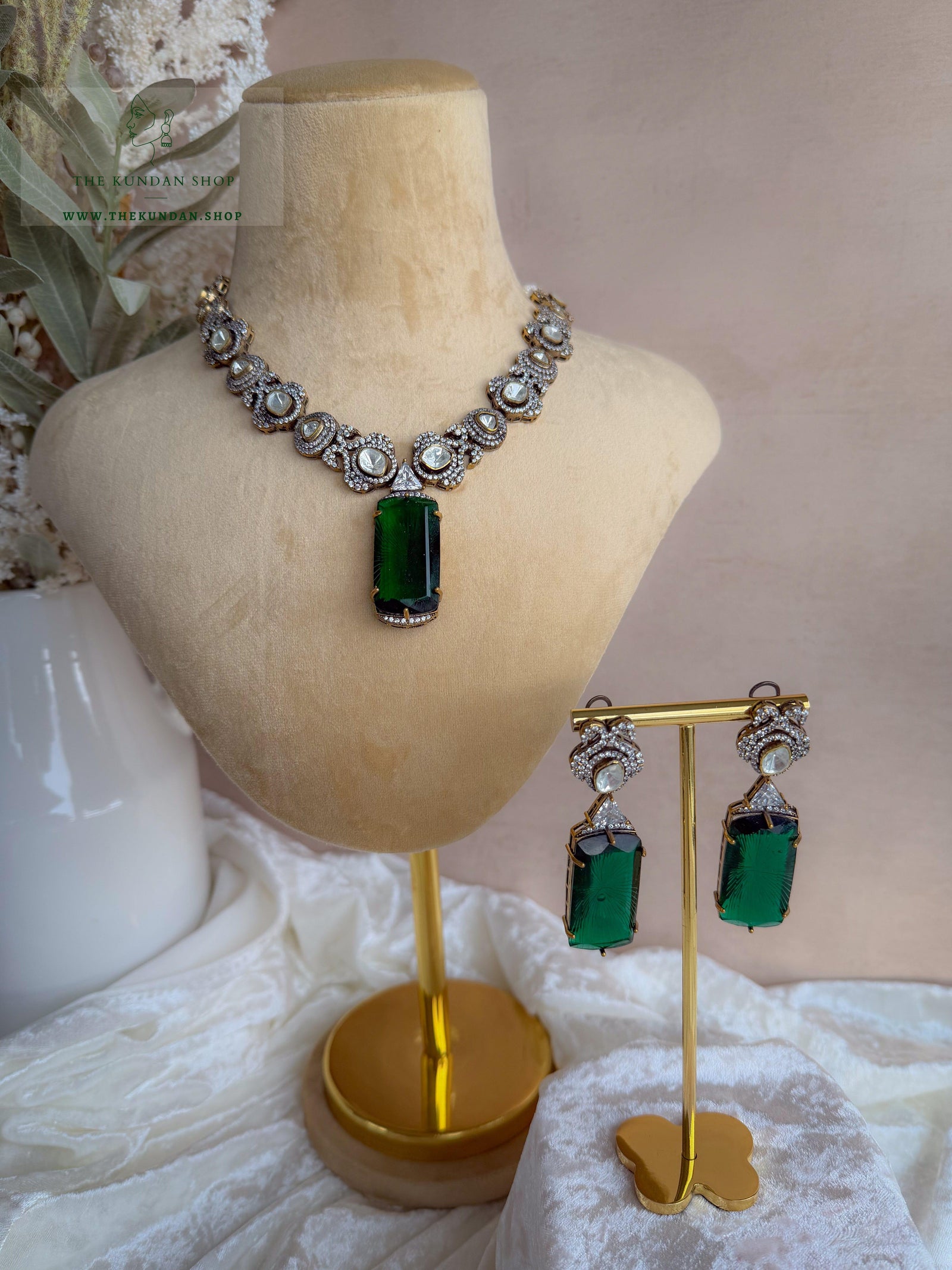 Elongated Drop & Moorni Necklace Sets THE KUNDAN SHOP 