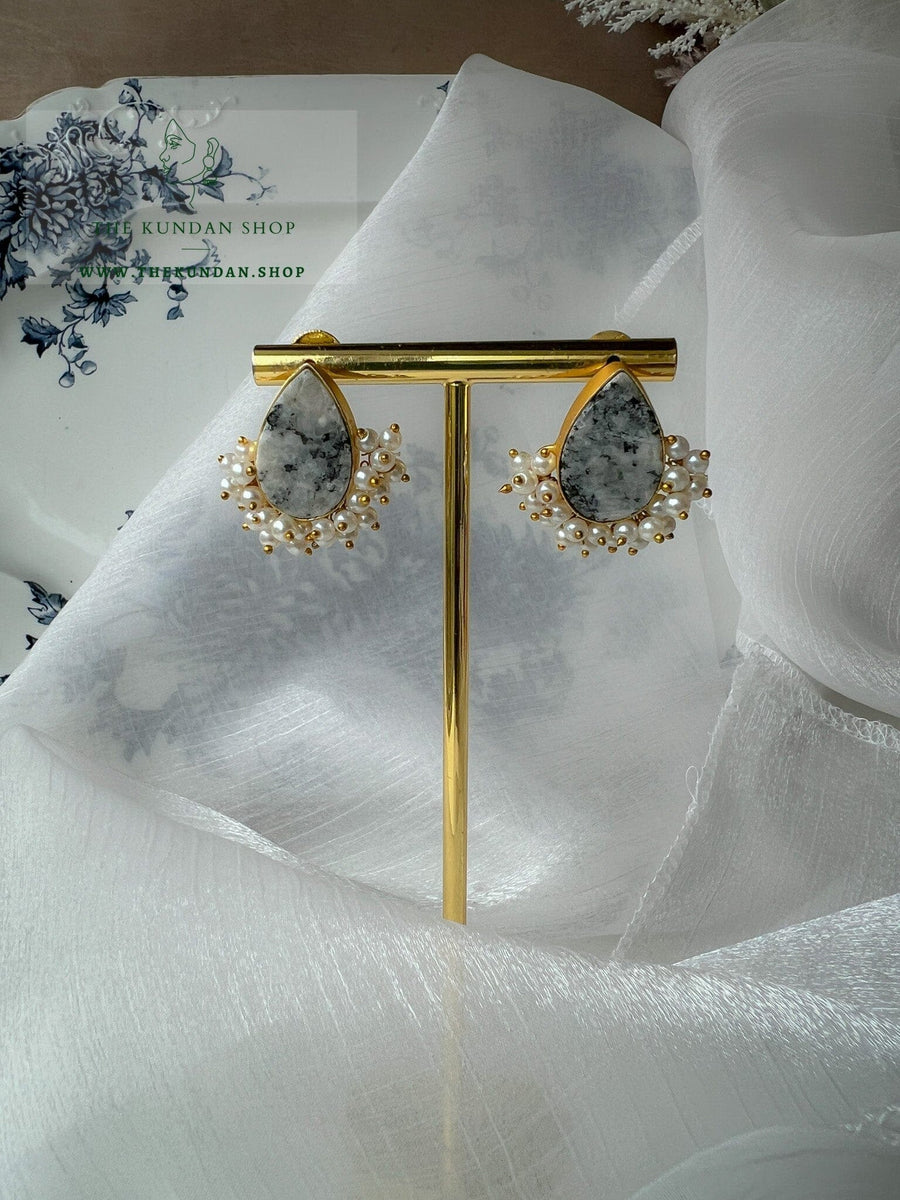 Catching Pearls // Teardrop Earrings Earrings THE KUNDAN SHOP Marble Stone Color 