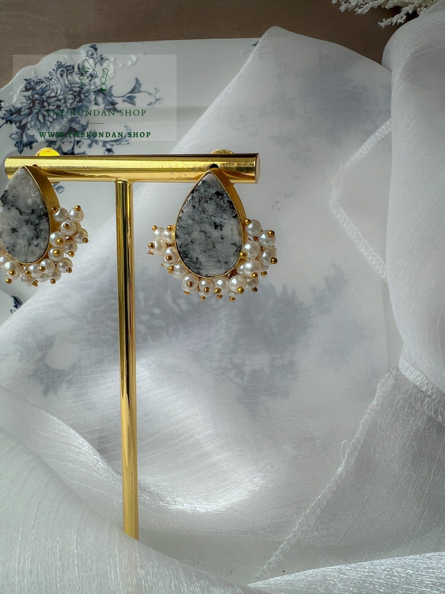 Catching Pearls // Teardrop Earrings Earrings THE KUNDAN SHOP 