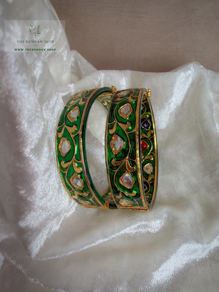 Emerald Stones // Meenakari Kangans Bangles THE KUNDAN SHOP 
