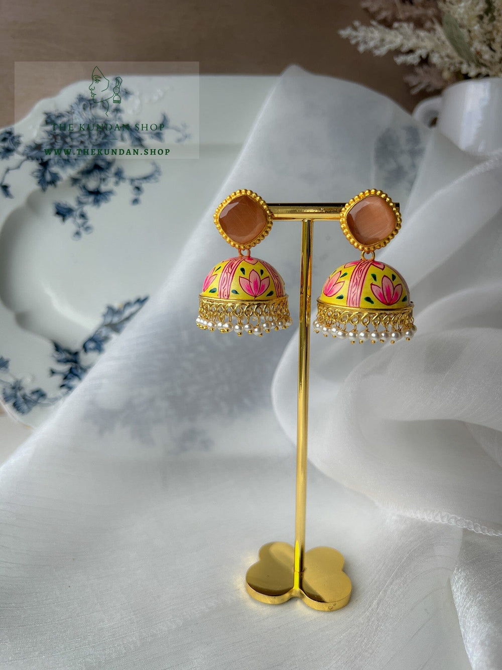 Artist Touch Jhumki Earrings THE KUNDAN SHOP 