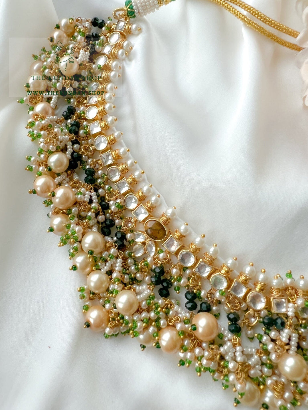 Calm in Greens Necklace Sets THE KUNDAN SHOP 