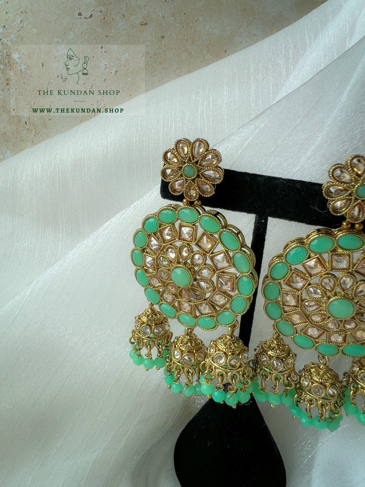 Willing in Mint Green Earrings + Tikka THE KUNDAN SHOP 