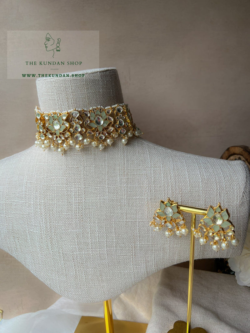 Enthusiasm in Pearl Necklace Sets THE KUNDAN SHOP 