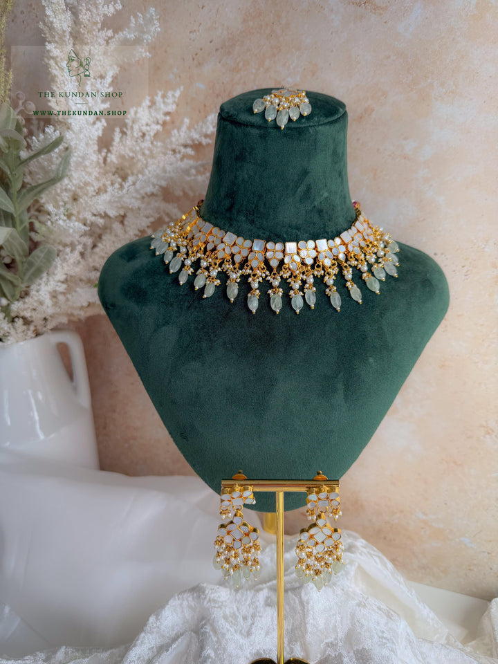 Pearl Petals // Mint &amp; Mother of Pearl Necklace Sets THE KUNDAN SHOP 