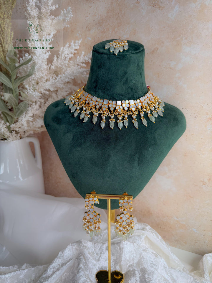 Pearl Petals // Mint &amp; Mother of Pearl Necklace Sets THE KUNDAN SHOP 