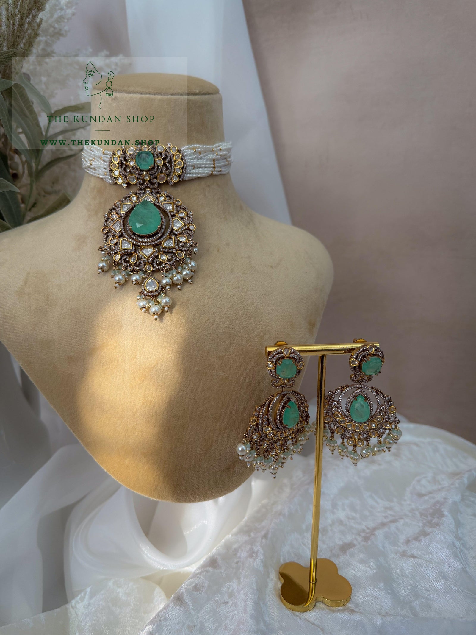 Quiet Drama // Mint Necklace Sets THE KUNDAN SHOP 