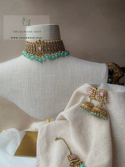 Vivid in Mint & Pink Necklace Sets THE KUNDAN SHOP 