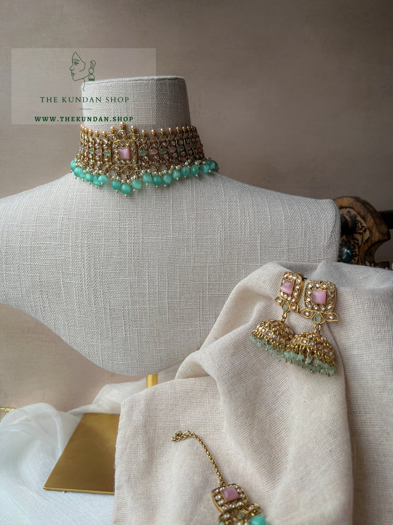 Vivid in Mint & Pink Necklace Sets THE KUNDAN SHOP 