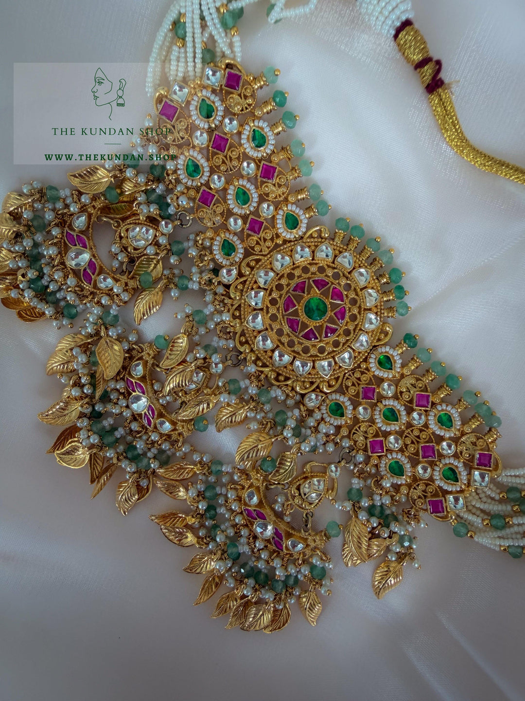 Traditional Pendant in Mint &amp; Pippal Patti