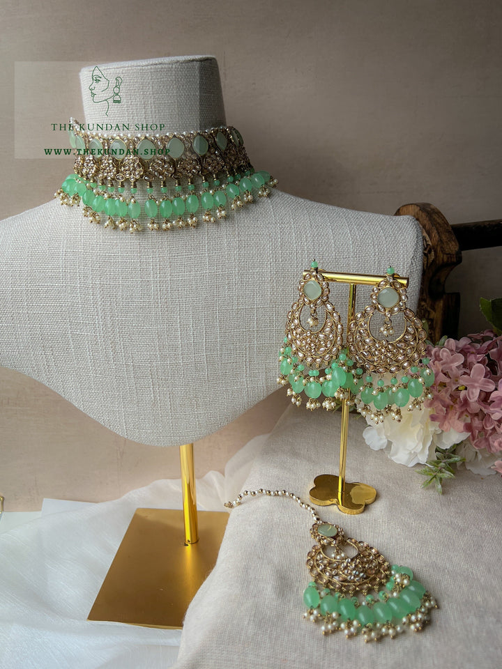 Fall Apart in Mint Necklace Sets THE KUNDAN SHOP 