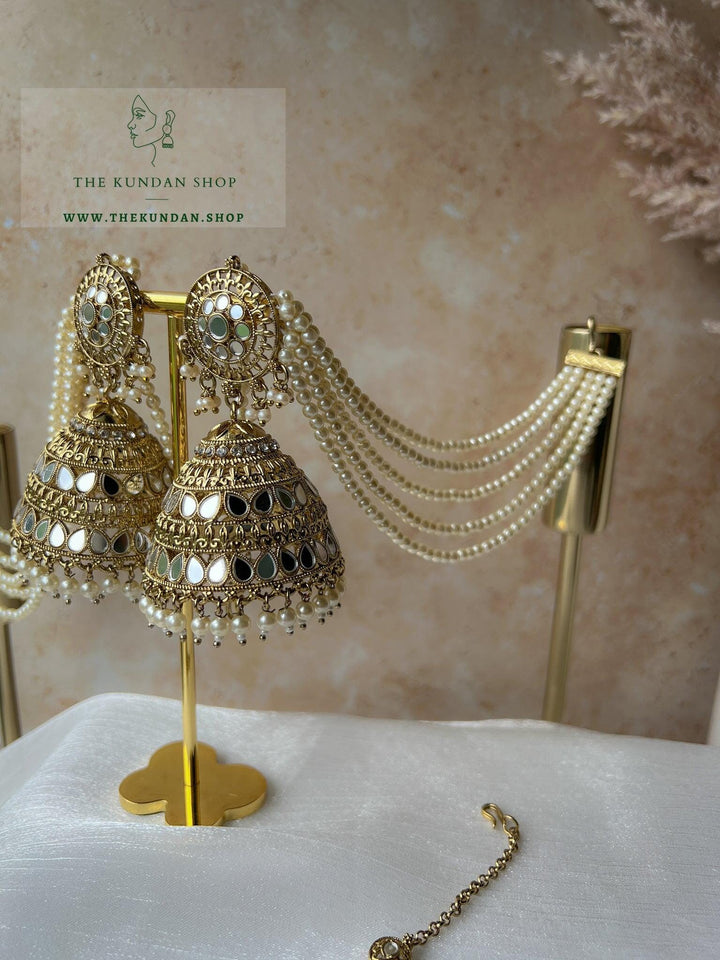 Glister Jhumkis in Champagne Earrings + Tikka THE KUNDAN SHOP 