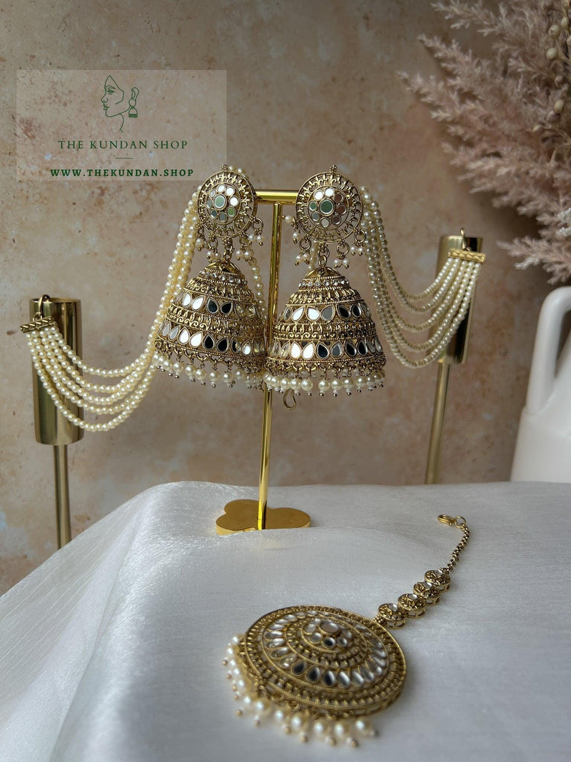 Glister Jhumkis in Champagne Earrings + Tikka THE KUNDAN SHOP 