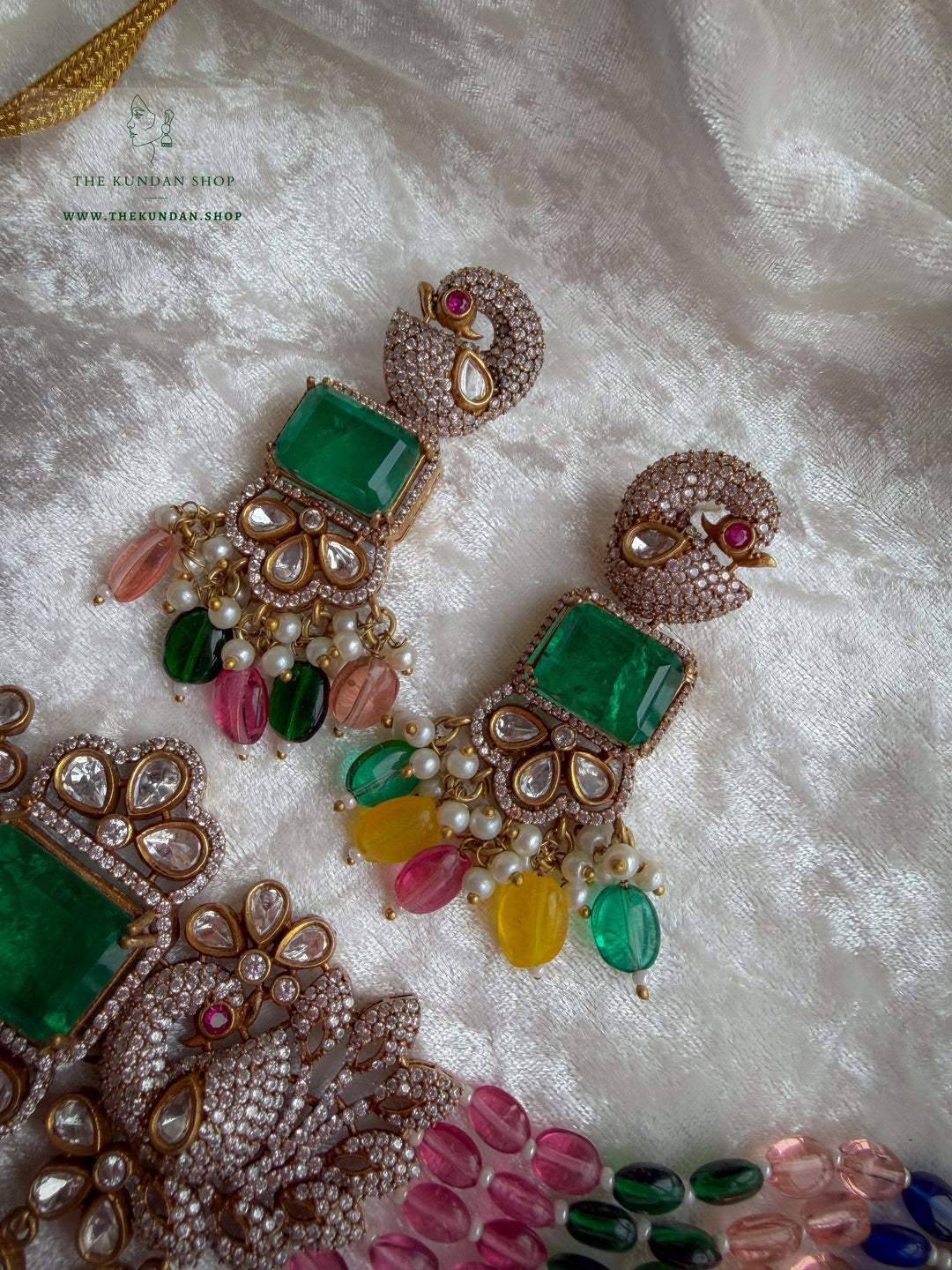 Emerald Stone Moorni Necklace Sets THE KUNDAN SHOP 