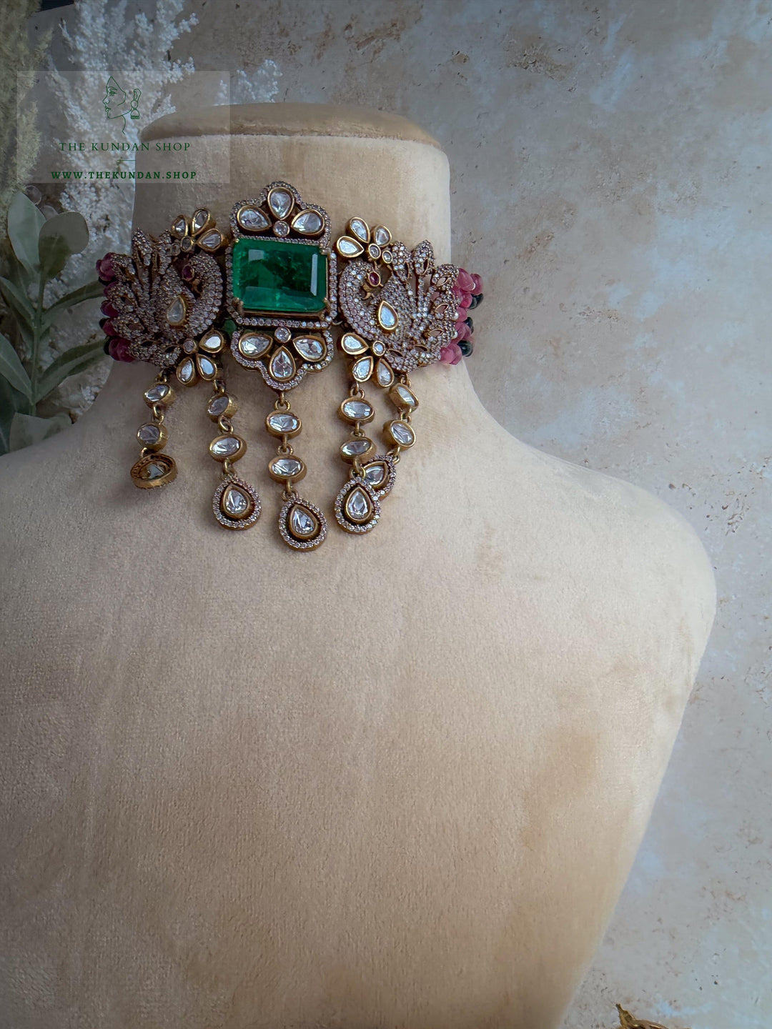 Emerald Stone Moorni Necklace Sets THE KUNDAN SHOP 