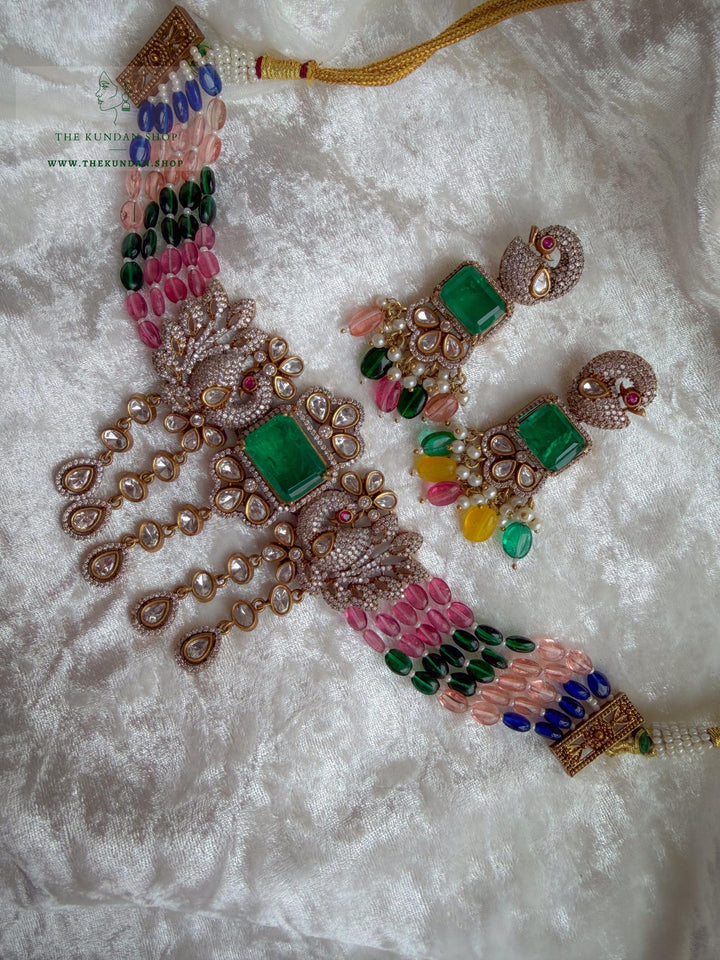 Emerald Stone Moorni Necklace Sets THE KUNDAN SHOP 