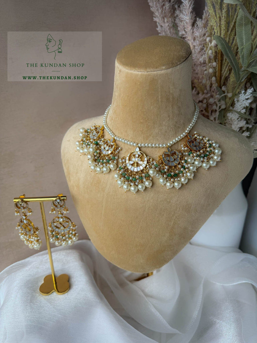 Confide in Mother of Pearl Necklace Sets THE KUNDAN SHOP 