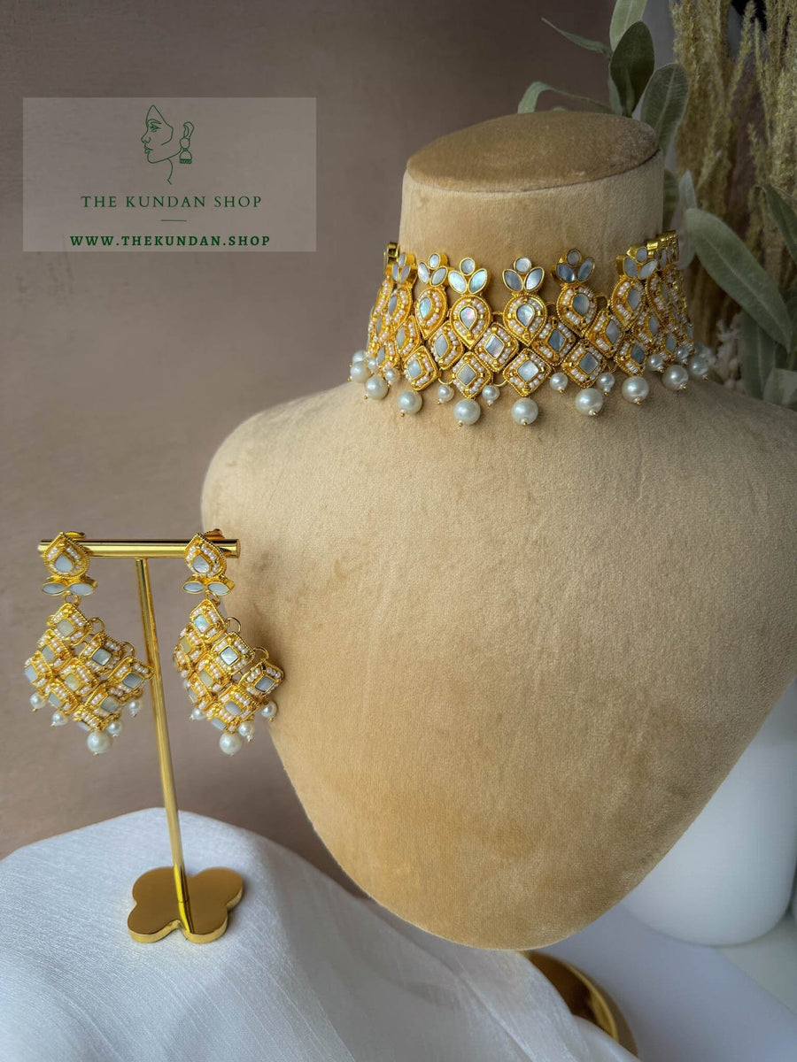 Concealed in Mother of Pearl Necklace Sets THE KUNDAN SHOP 