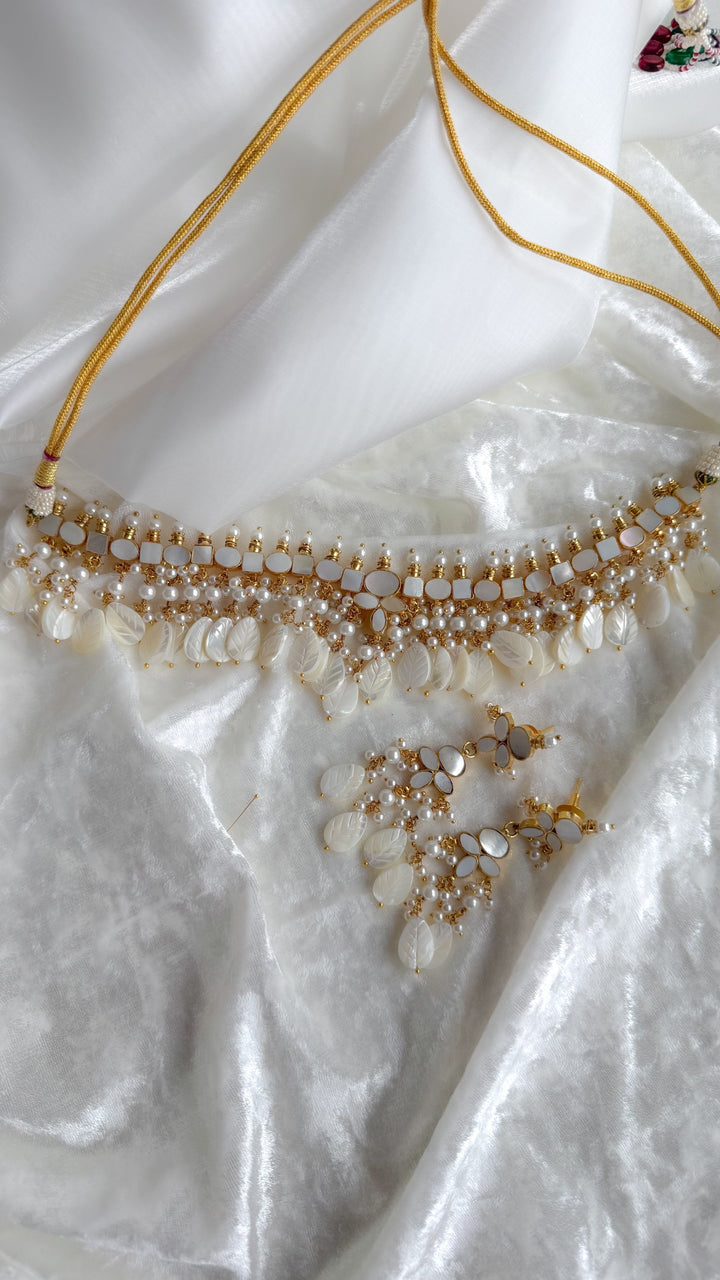 Calm in Mother of Pearl Necklace Sets THE KUNDAN SHOP 