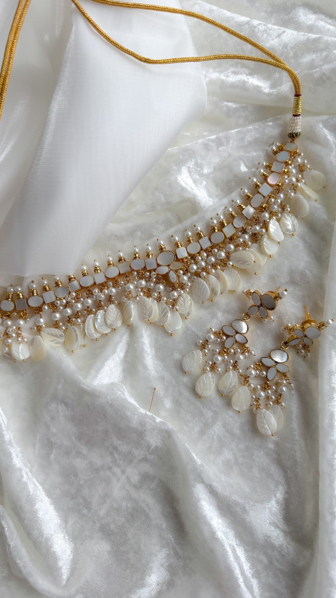 Calm in Mother of Pearl Necklace Sets THE KUNDAN SHOP 