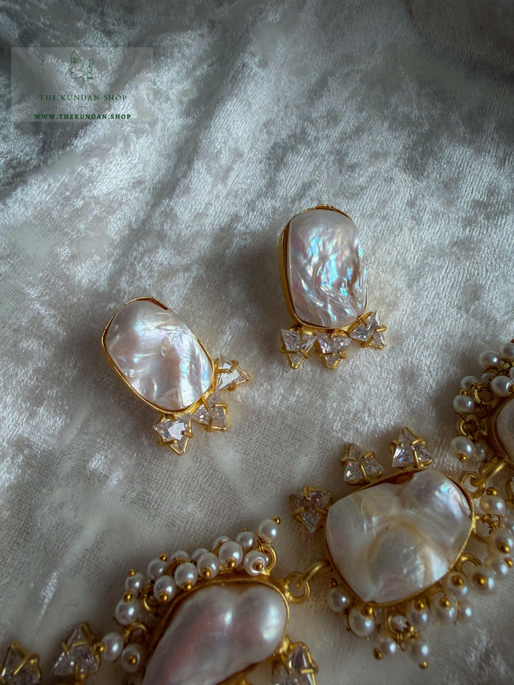Pearl Princess // Rhinestones Necklace Sets THE KUNDAN SHOP 