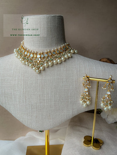 Calm in Mother of Pearl & Mint Necklace Sets THE KUNDAN SHOP 
