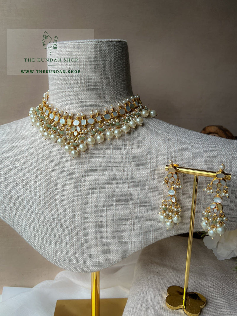 Calm in Mother of Pearl & Mint Necklace Sets THE KUNDAN SHOP 