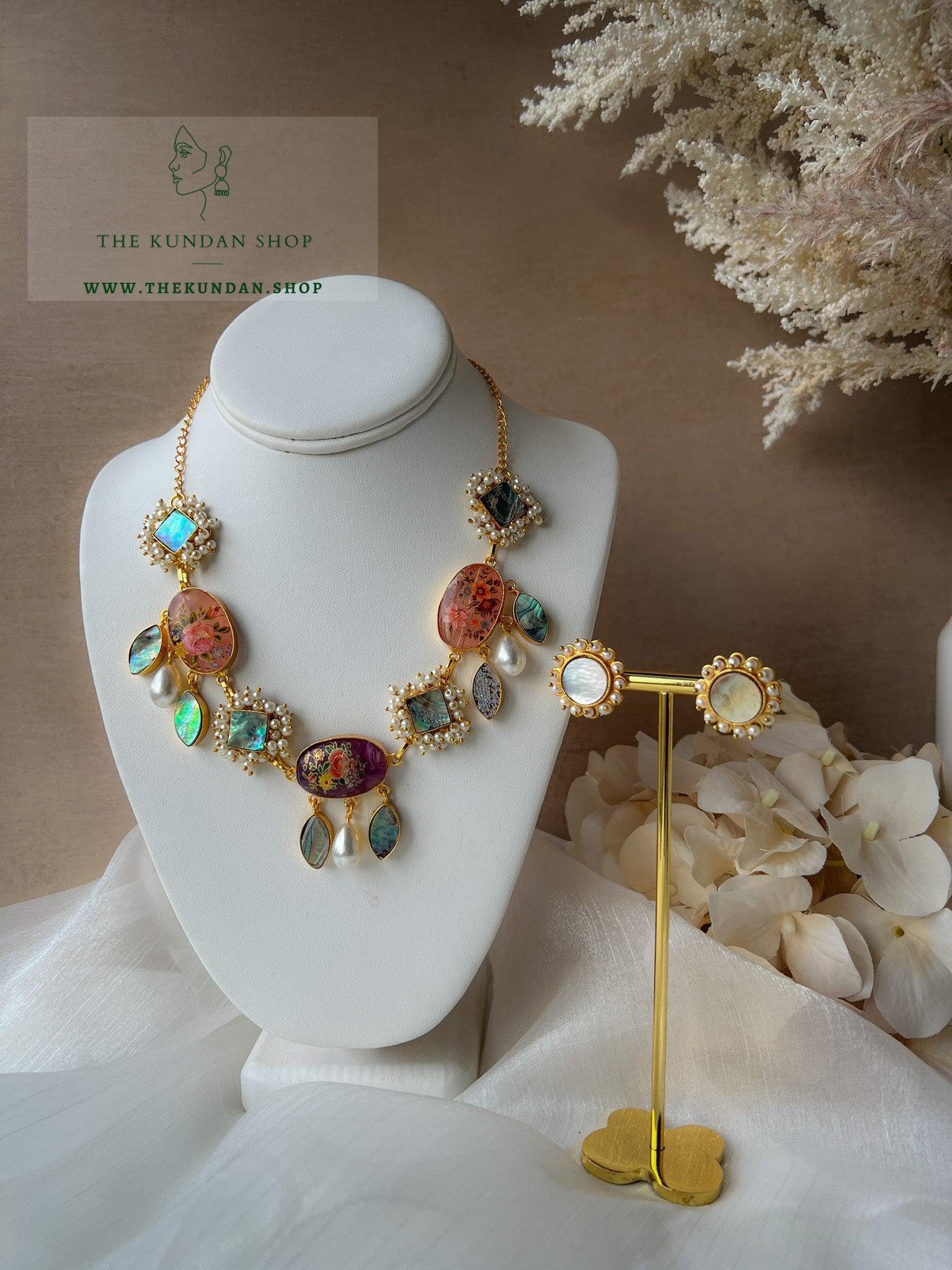 Commended Florals Necklace Sets THE KUNDAN SHOP 