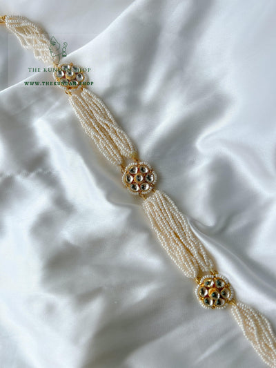 Stunning Pearl Strings & Florals - Headband Mathapathi THE KUNDAN SHOP 