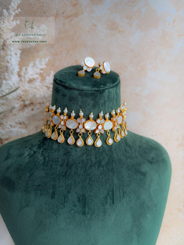 Oasis in Mother of Pearl Necklace Sets THE KUNDAN SHOP 