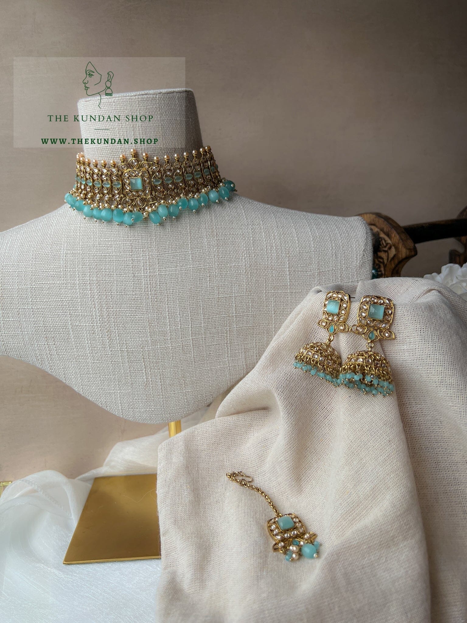 Vivid in Pastel Blue Necklace Sets THE KUNDAN SHOP 