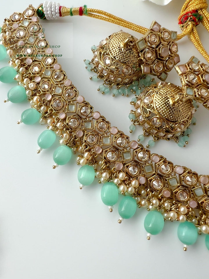Keeper in Pink & Mint Necklace Sets THE KUNDAN SHOP 